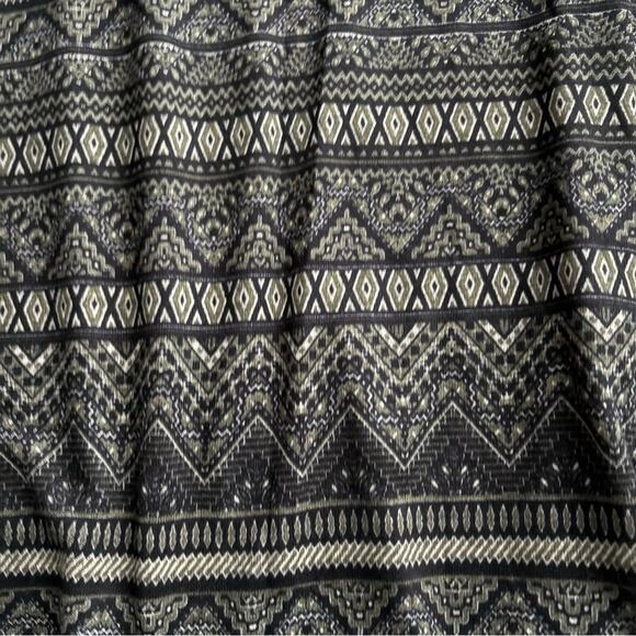 LuLaRoe Asymmetrical Carly Swing Dress in Black and Green Size M - Picture 3 of 5